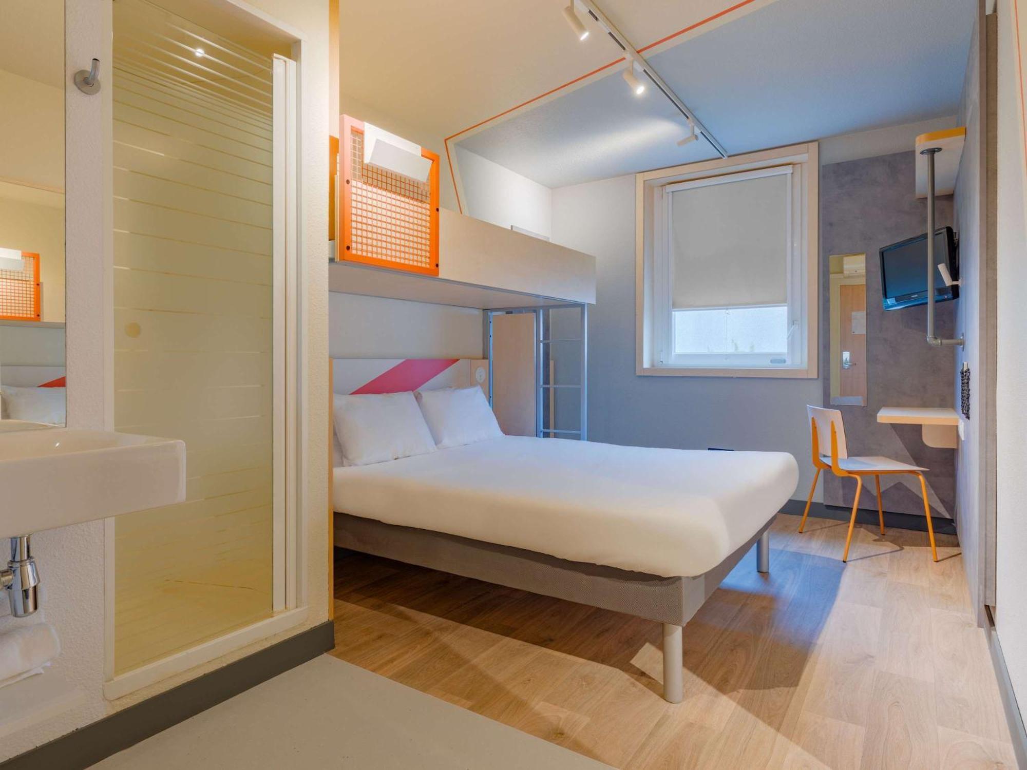 Ibis Budget Lyon Est Saint Quentin Fallavier Dış mekan fotoğraf