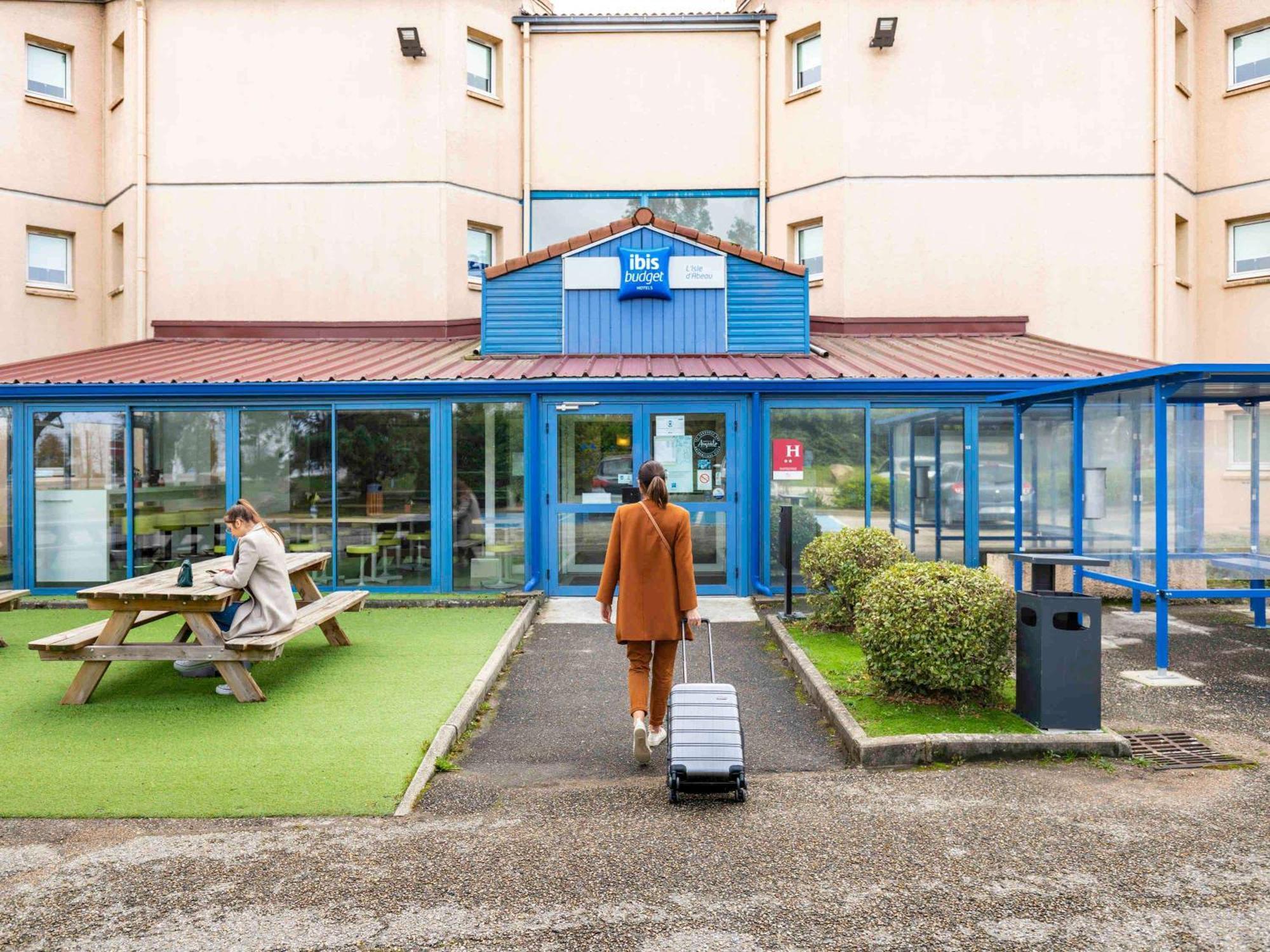 Ibis Budget Lyon Est Saint Quentin Fallavier Dış mekan fotoğraf